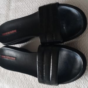 Prada slippers size 40/5